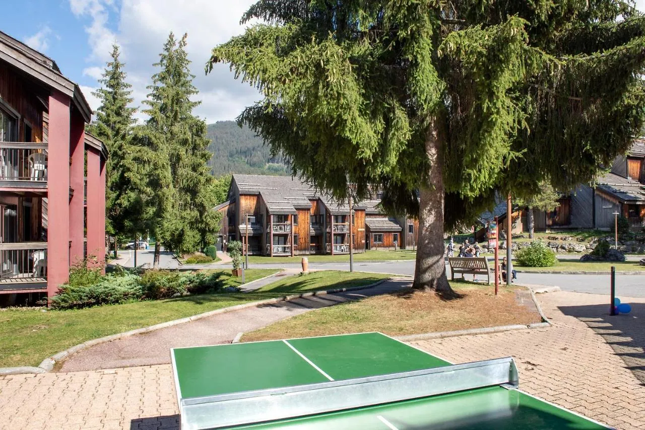 *** منتجع Village Club Les Tavaillons لي كارو داراش فرنسا